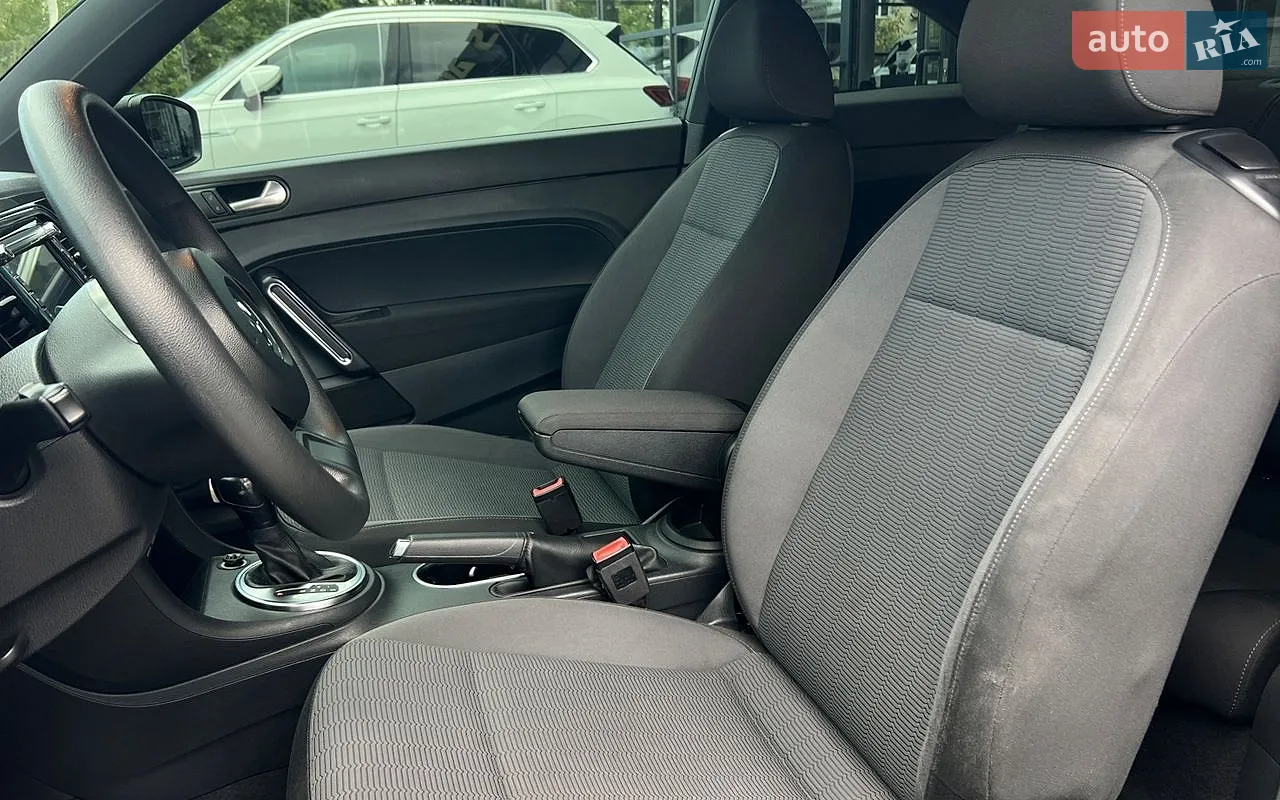 2014 Volkswagen Beetle - мініатюра 9