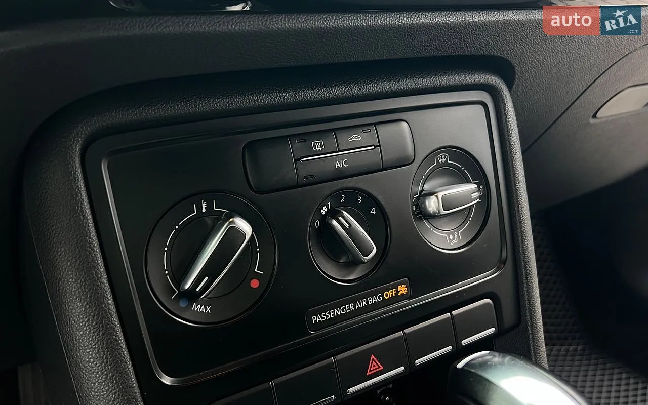 2014 Volkswagen Beetle - мініатюра 19