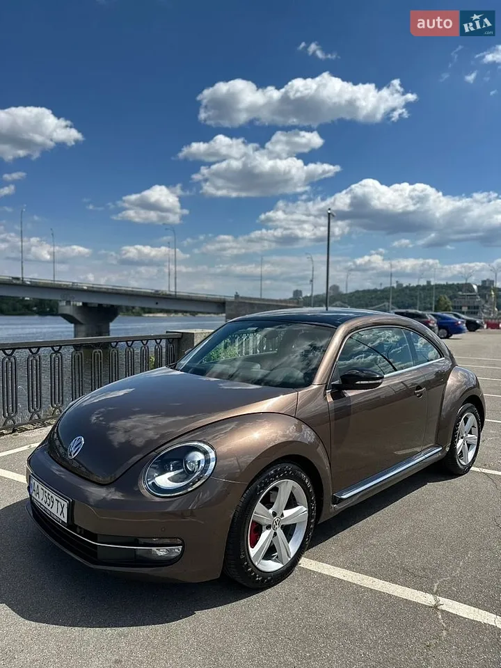 2012 Volkswagen Beetle - мініатюра 11