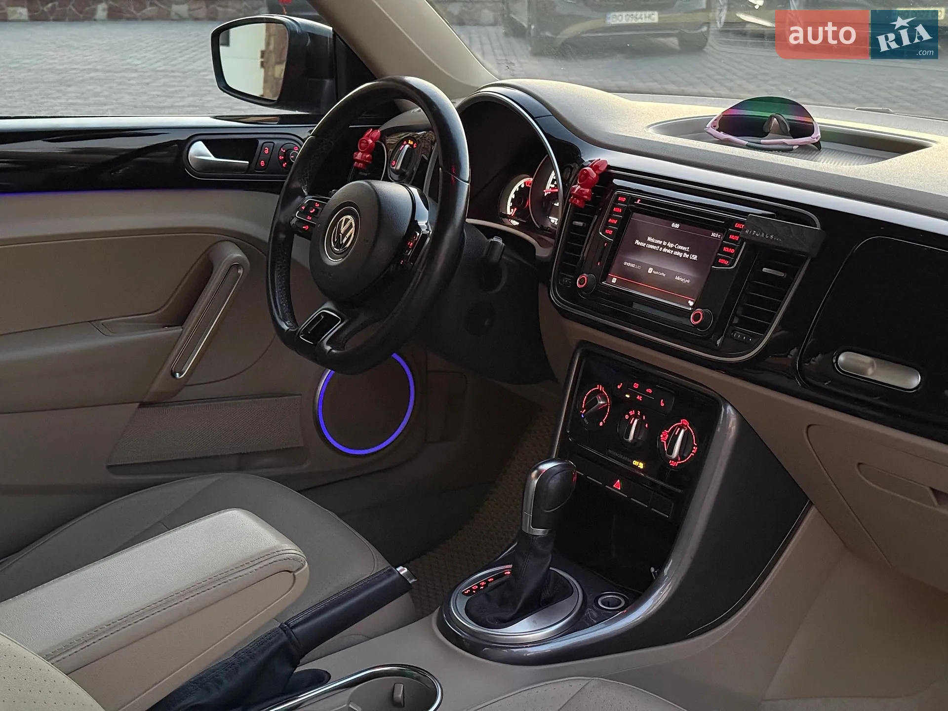 2016 Volkswagen Beetle - мініатюра 17