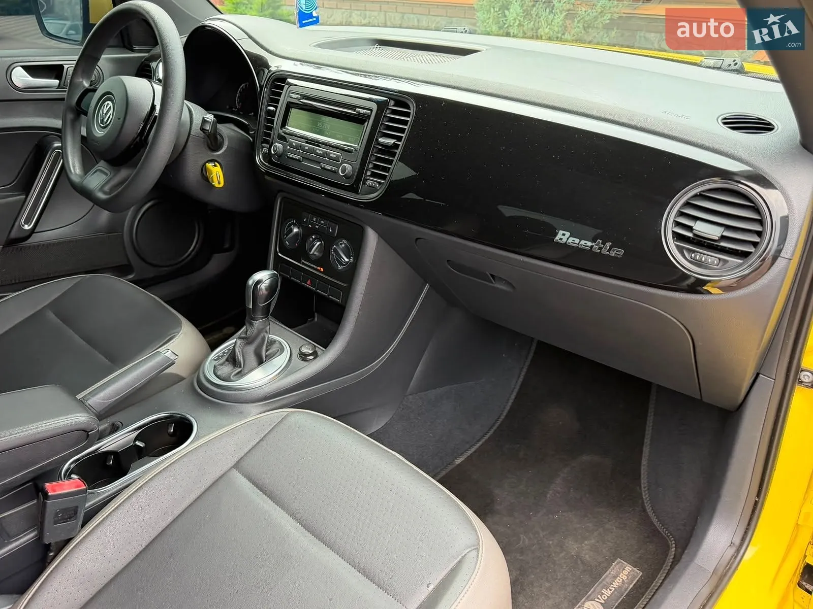 2015 Volkswagen Beetle - мініатюра 45