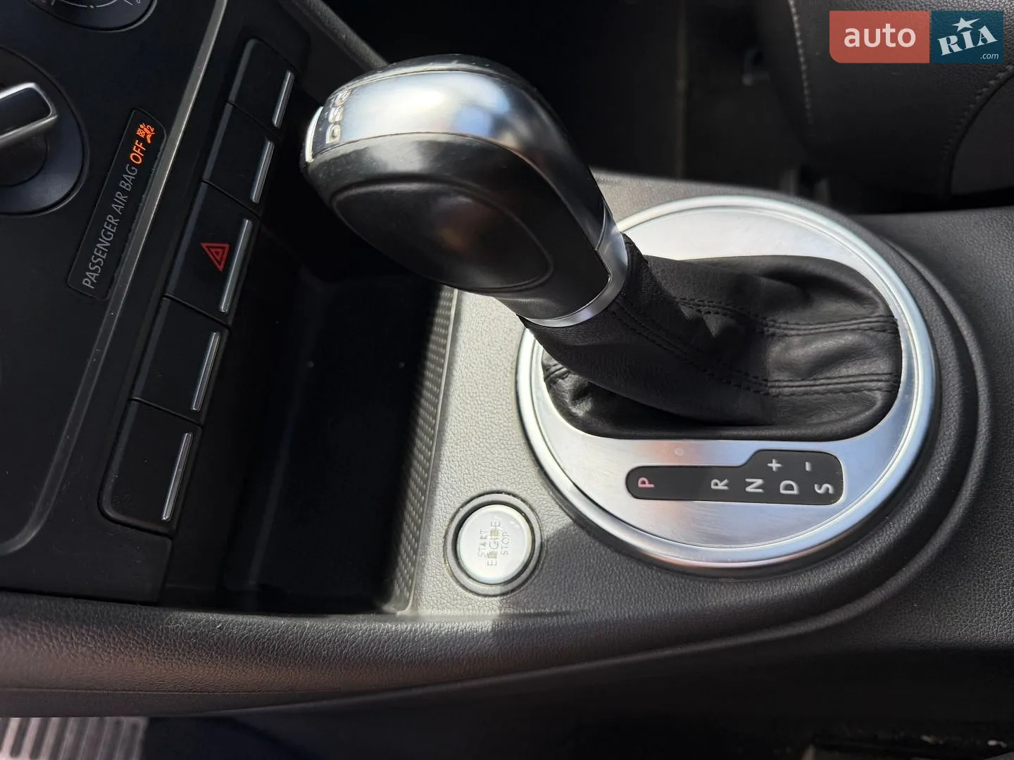 2012 Volkswagen Beetle - мініатюра 28