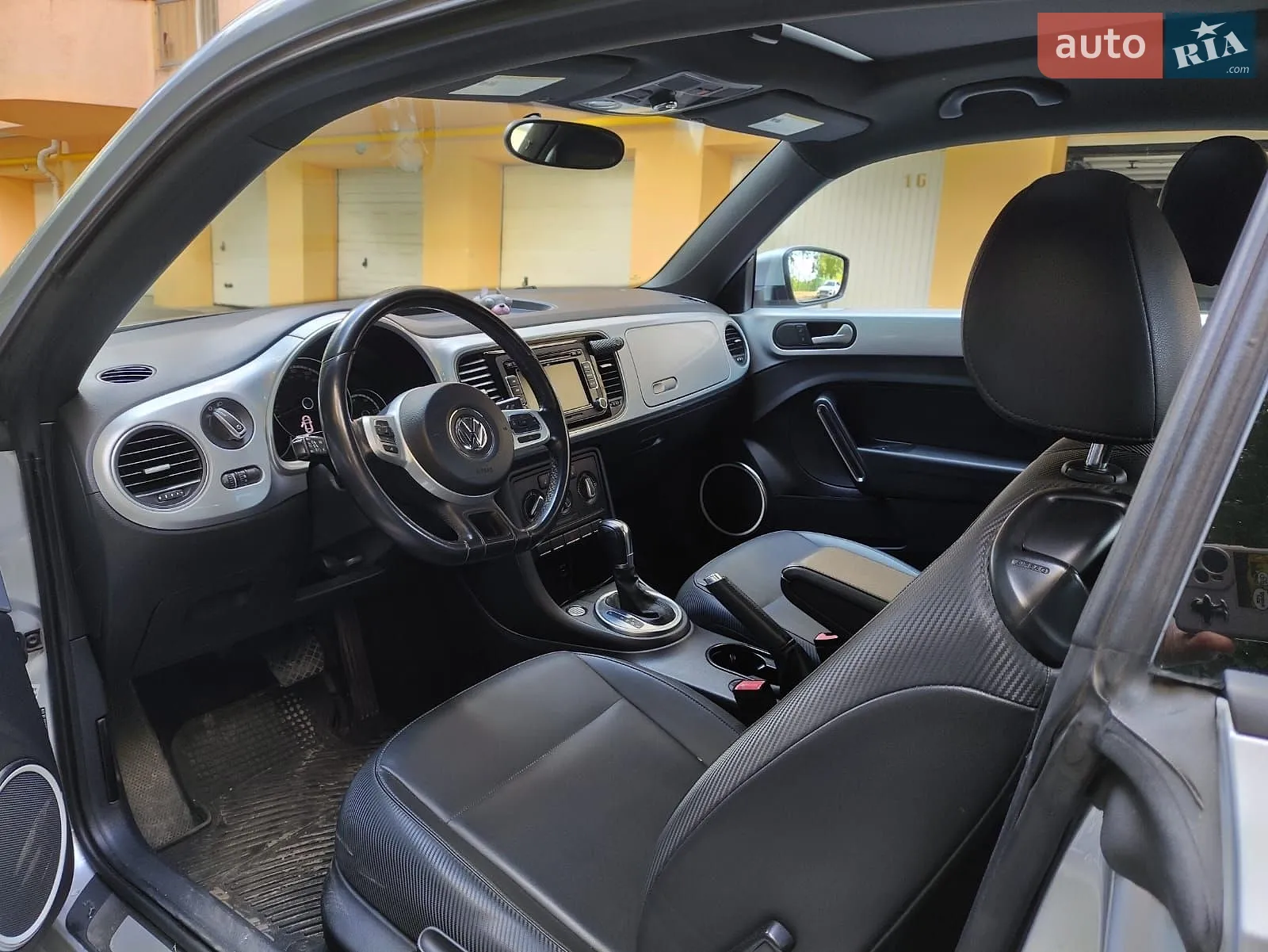 2014 Volkswagen Beetle - мініатюра 9