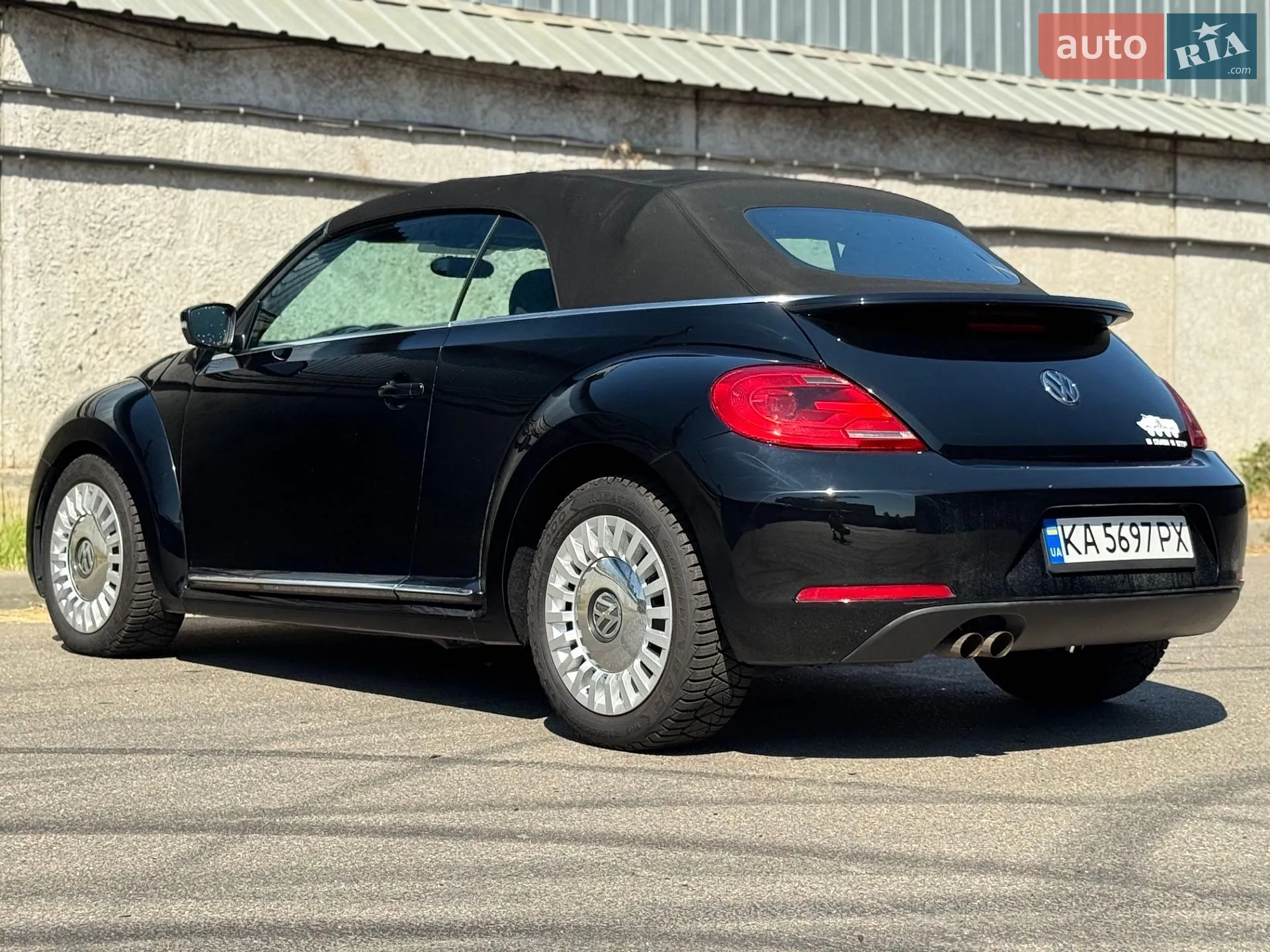 2015 Volkswagen Beetle - мініатюра 14