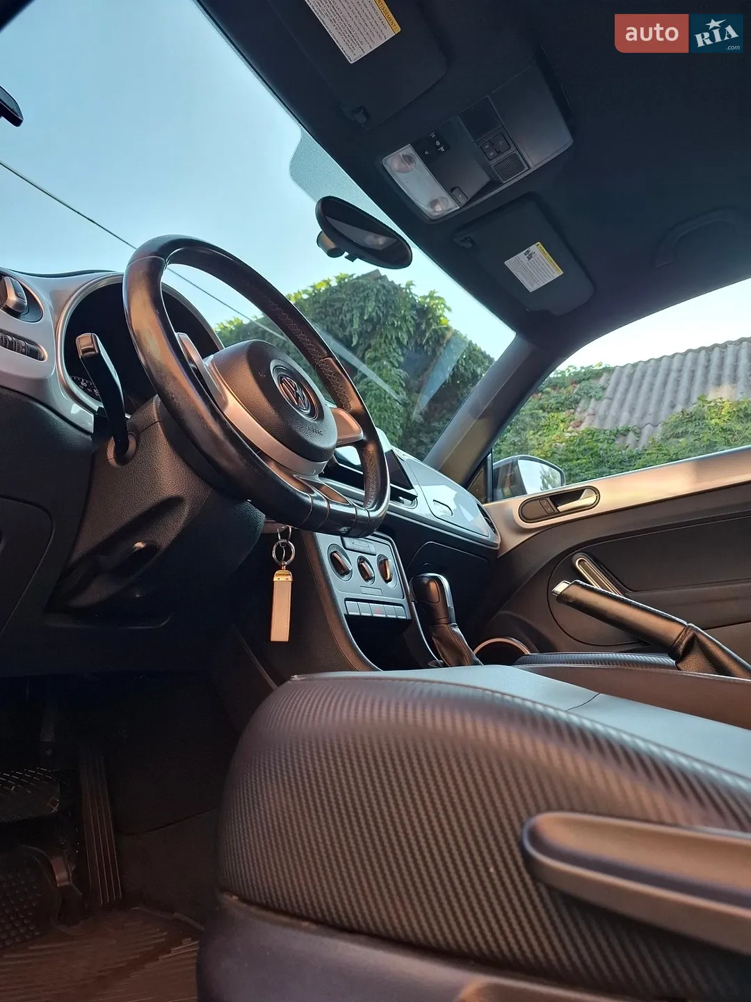 2012 Volkswagen Beetle - мініатюра 23