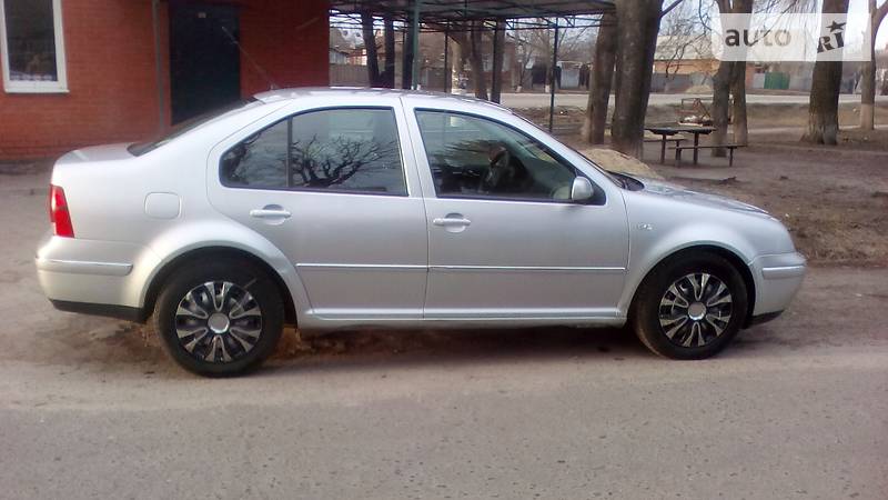 Седан Volkswagen Bora 2002 в Охтирці