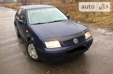 Седан Volkswagen Bora 2000 в Львове