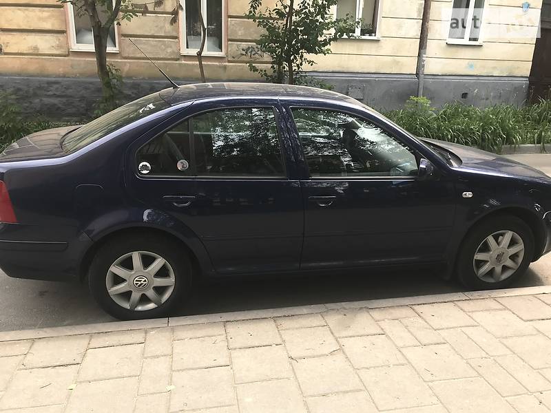 Седан Volkswagen Bora 2001 в Львові
