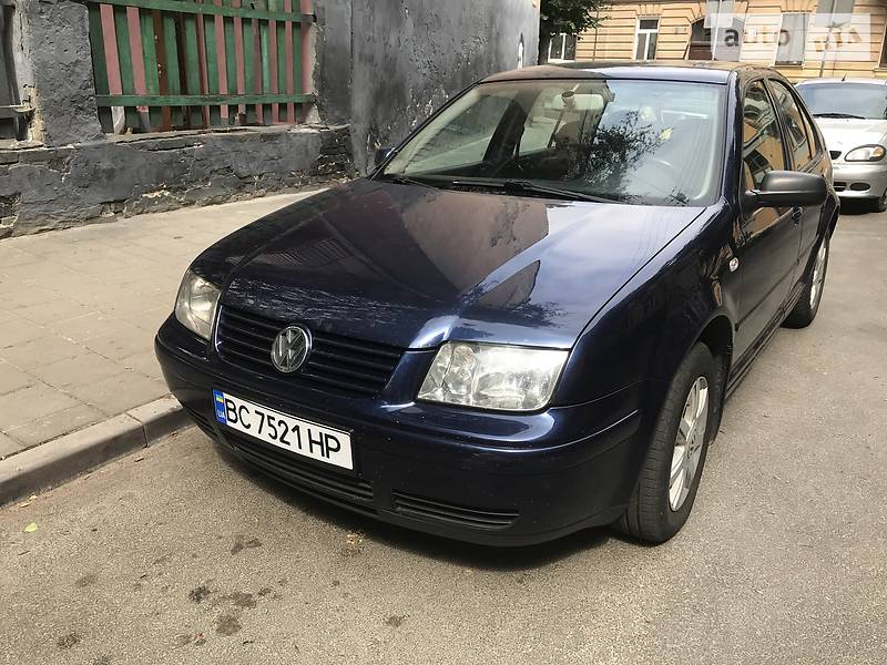 Седан Volkswagen Bora 2001 в Львові