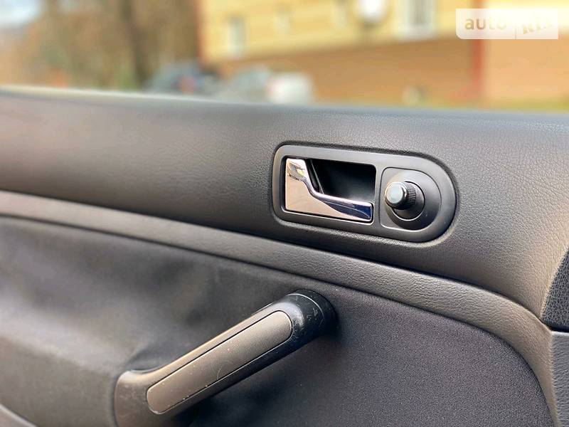 Седан Volkswagen Bora 2002 в Мукачевому