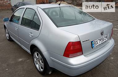 Седан Volkswagen Bora 1999 в Хмельницькому