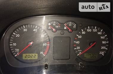 Седан Volkswagen Bora 2000 в 