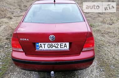 Седан Volkswagen Bora 1999 в Тлумачі