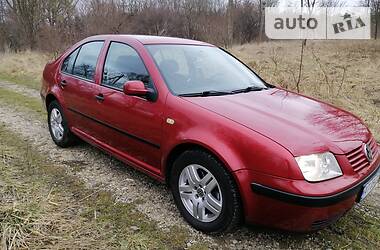 Седан Volkswagen Bora 1999 в Тлумачі