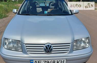 Седан Volkswagen Bora 1999 в Днепре