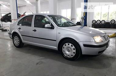 Седан Volkswagen Bora 2000 в 