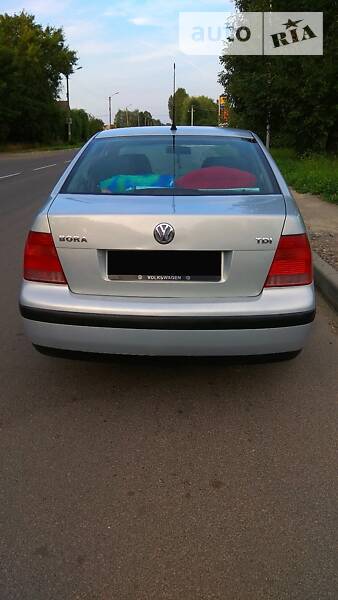 Седан Volkswagen Bora 1999 в Львові