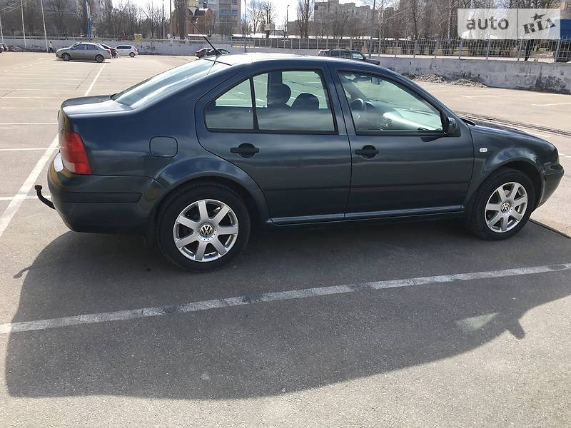 Седан Volkswagen Bora 2003 в Харькове