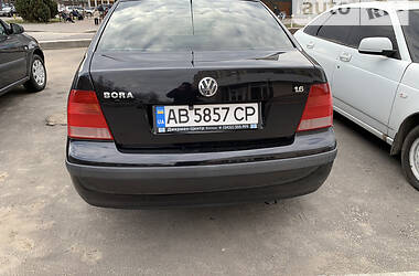 Седан Volkswagen Bora 2003 в Виннице