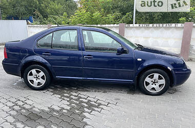 Седан Volkswagen Bora 2002 в Снятине