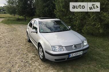 Седан Volkswagen Bora 1999 в Вижнице
