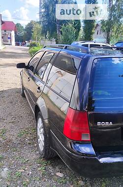 Универсал Volkswagen Bora 2003 в Бориславе