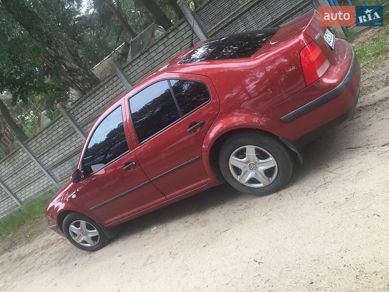 Седан Volkswagen Bora 1999 в Луцьку