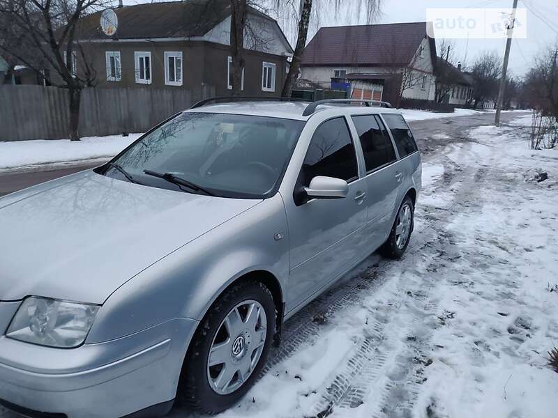 Универсал Volkswagen Bora 2000 в Чернигове