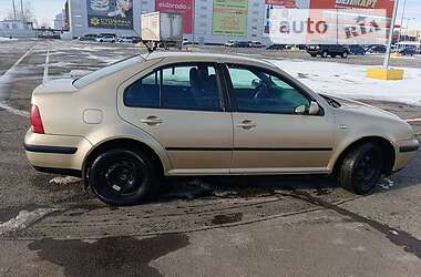 Седан Volkswagen Bora 2001 в Черновцах