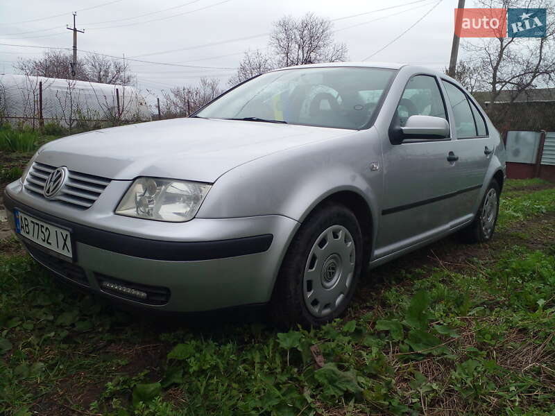 Седан Volkswagen Bora 2000 в Вінниці
