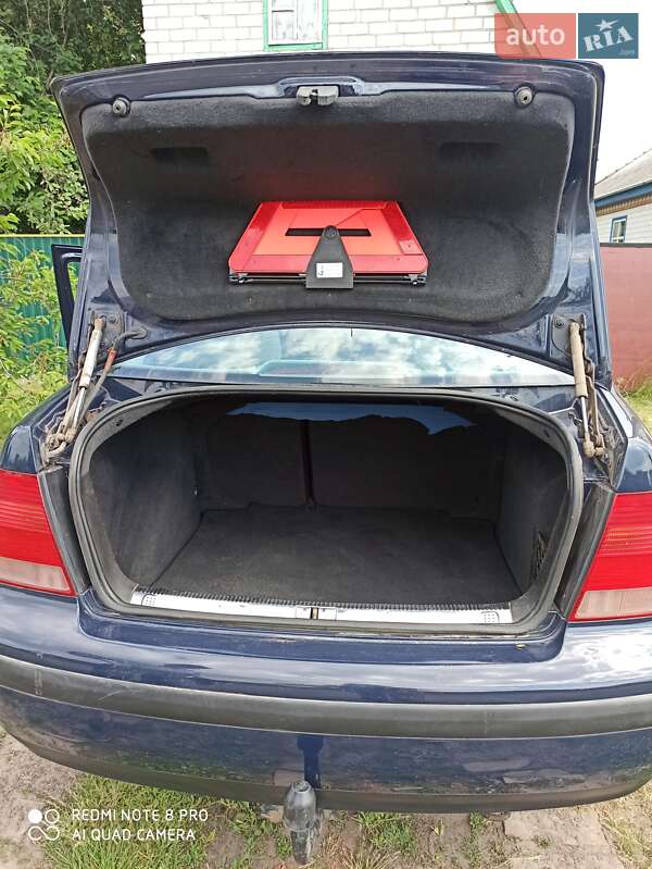 Седан Volkswagen Bora 2001 в Оржиці