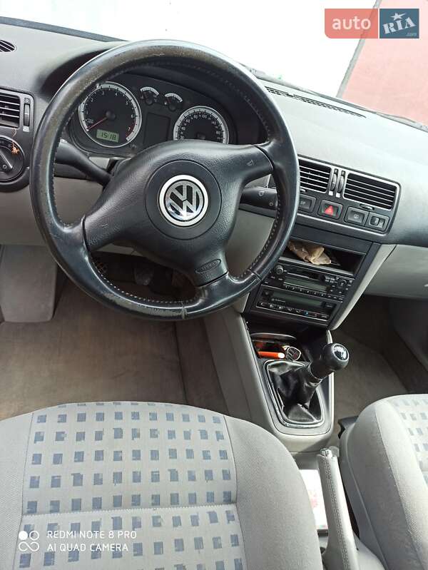 Седан Volkswagen Bora 2001 в Оржиці