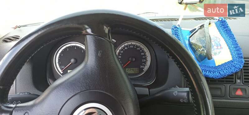 Универсал Volkswagen Bora 2000 в Чернигове