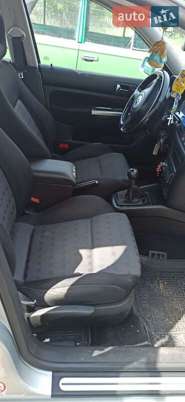 Универсал Volkswagen Bora 2000 в Чернигове