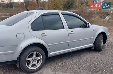 Седан Volkswagen Bora 1998 в 