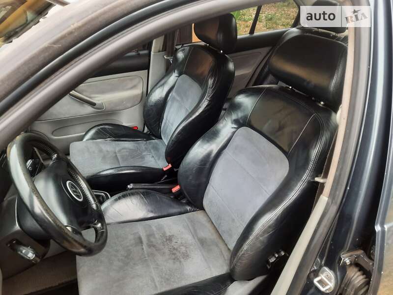 Седан Volkswagen Bora 2001 в Киеве фото 7 Седан Volkswagen Bora 2001 в Киеве