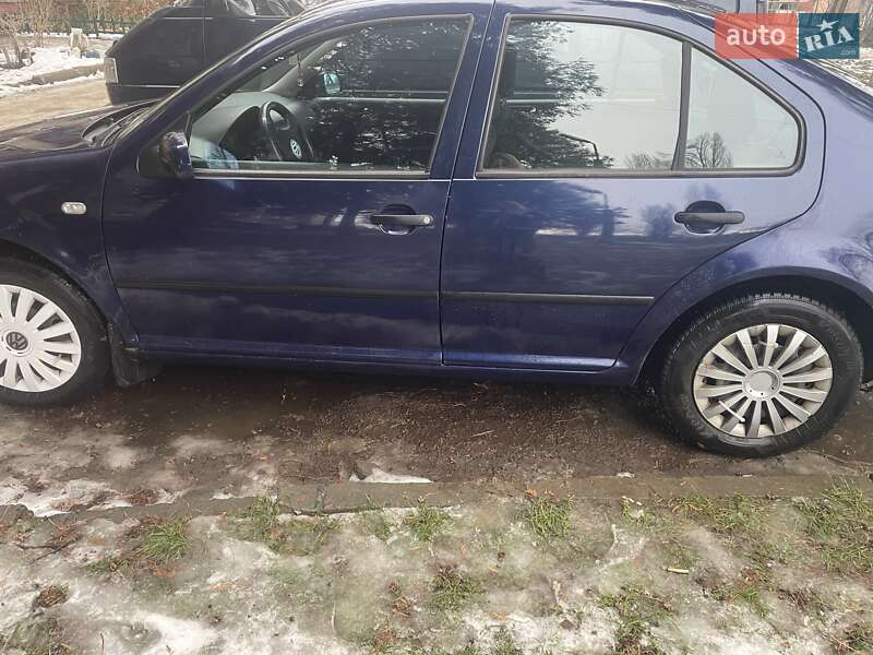Volkswagen Bora 2001