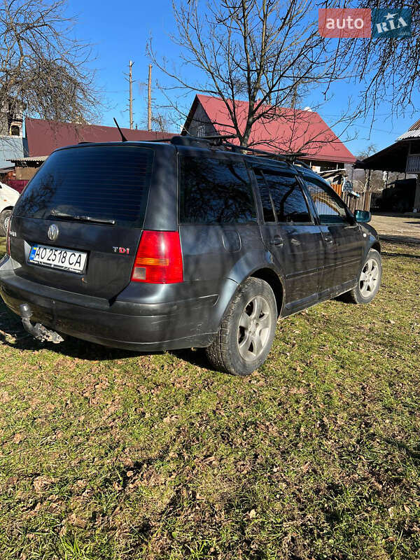 Універсал Volkswagen Bora 2001 в Ужгороді