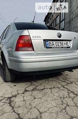 Седан Volkswagen Bora 2002 в Доброполье