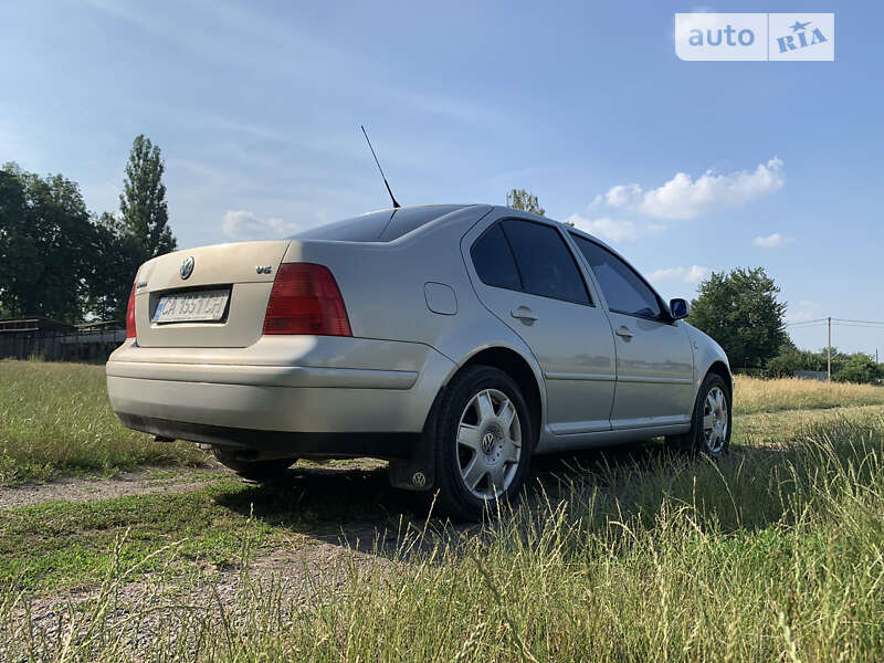 Седан Volkswagen Bora 1999 в Монастырище