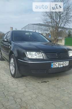 Седан Volkswagen Bora 2002 в Новояворовске