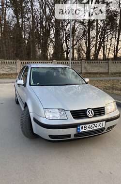 Седан Volkswagen Bora 1999 в Виннице