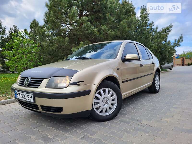 Седан Volkswagen Bora 2000 в Хмельницком