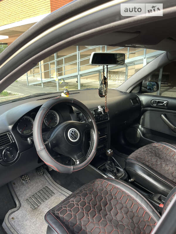 Седан Volkswagen Bora 2002 в Виннице