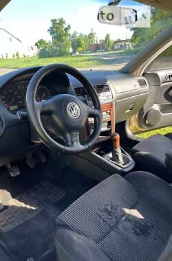 Седан Volkswagen Bora 2002 в Києві