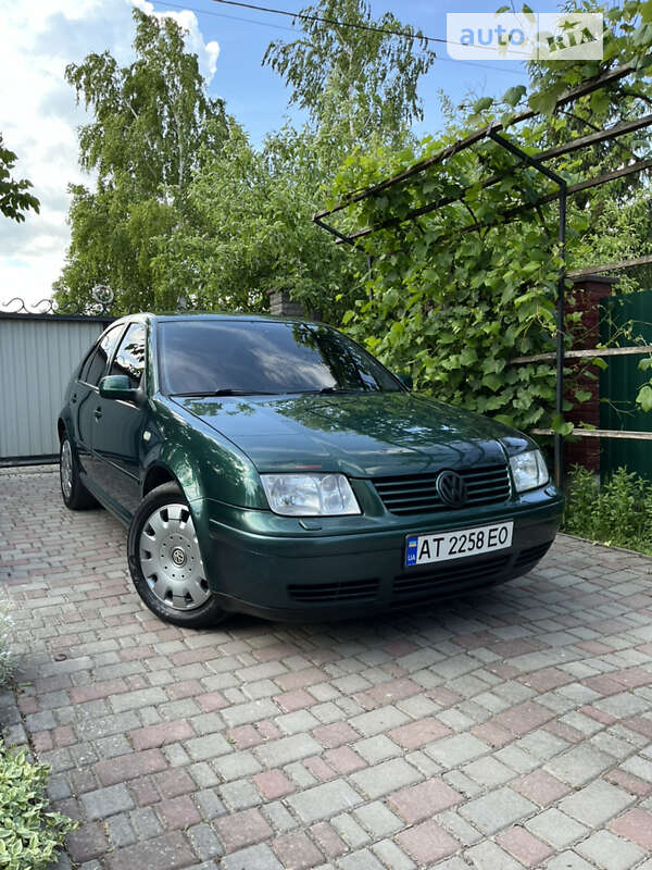 Седан Volkswagen Bora 1999 в Івано-Франківську