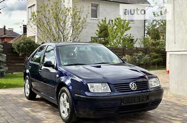 Седан Volkswagen Bora 2002 в Виннице