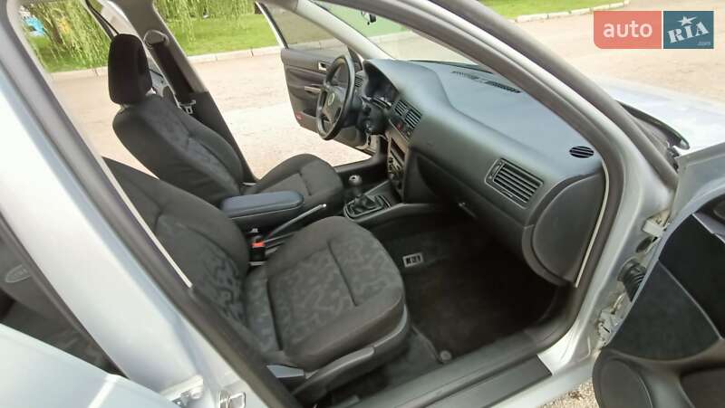 Седан Volkswagen Bora 2000 в Івано-Франківську