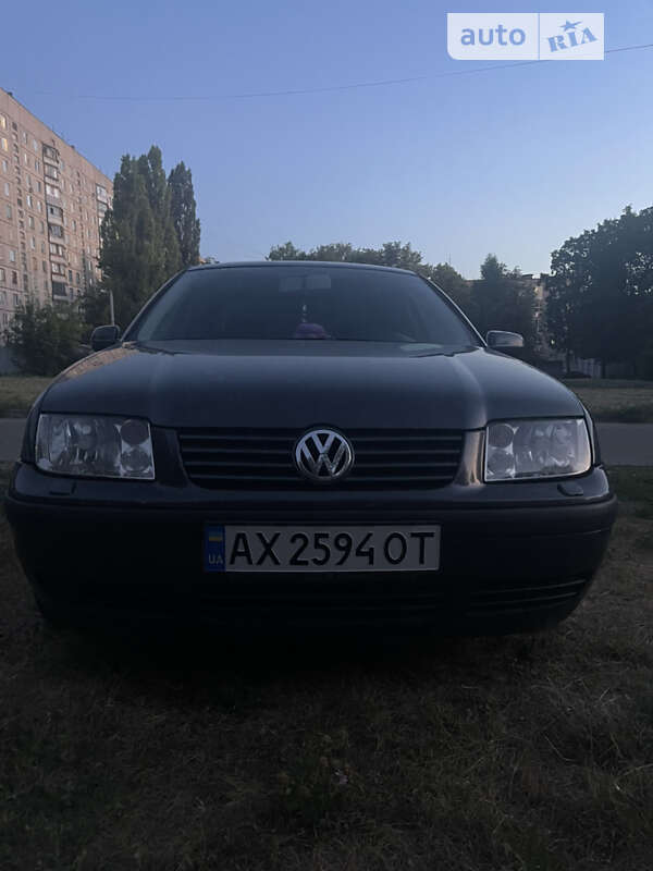 Седан Volkswagen Bora 2004 в Харькове