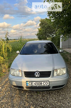 Седан Volkswagen Bora 1999 в Черновцах